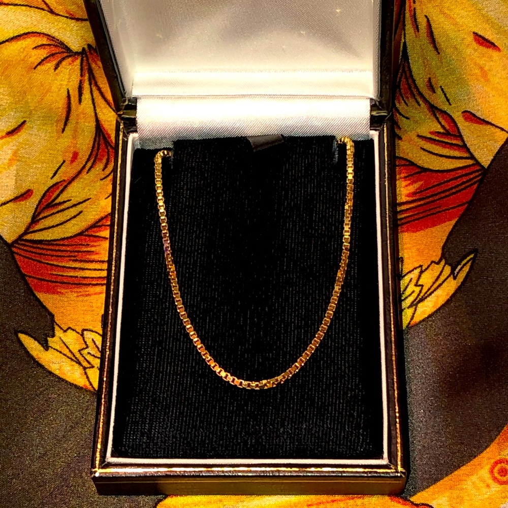 ❌SOLD ON EBAY Vintage BoxChain Choker Necklace 15”